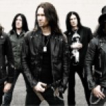 Slash-featuring-Myles-Kennedy-And-The-Conspirators-600x400